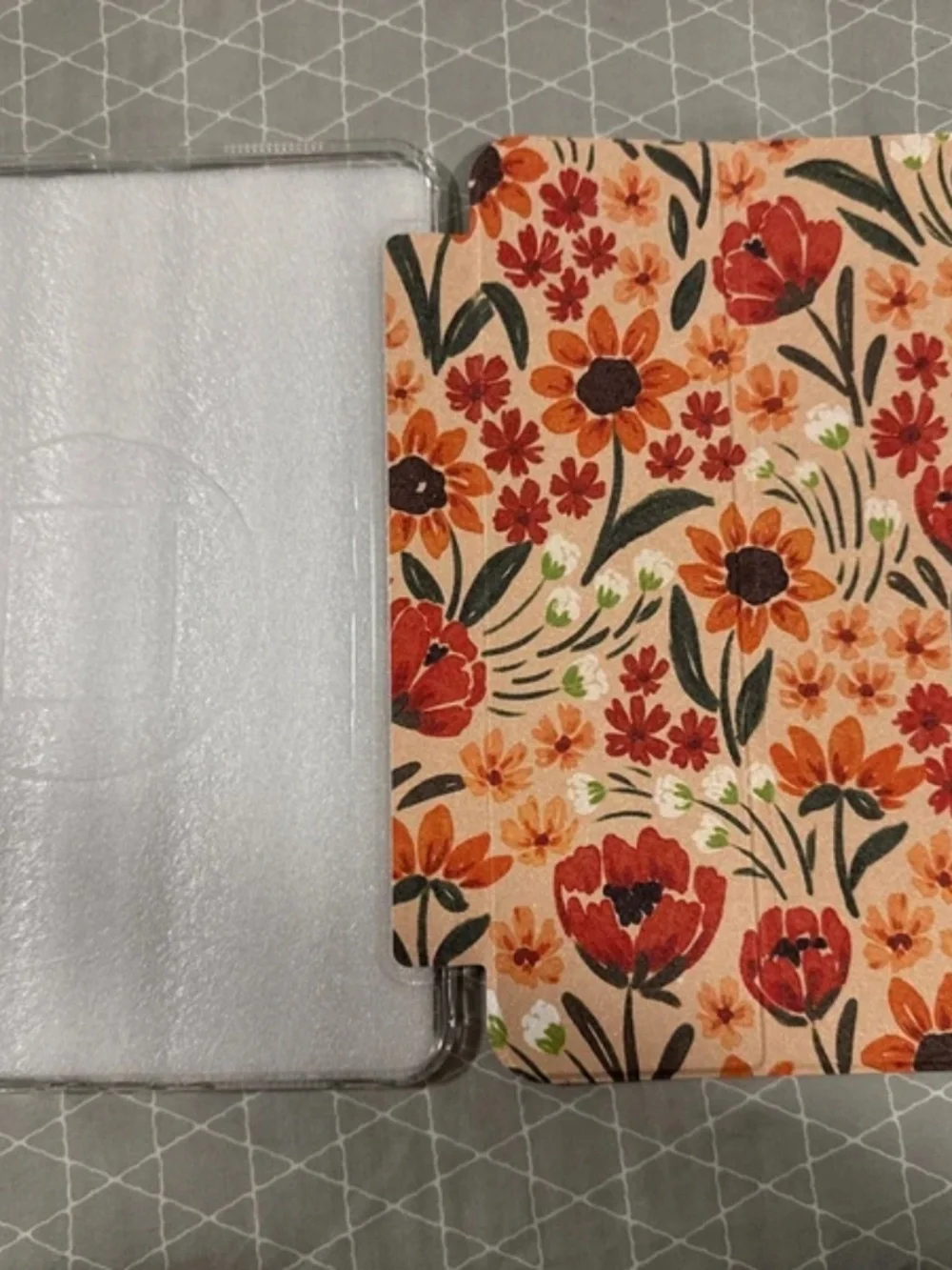 iPad Pro 13-inch (M4) case with pencil holder